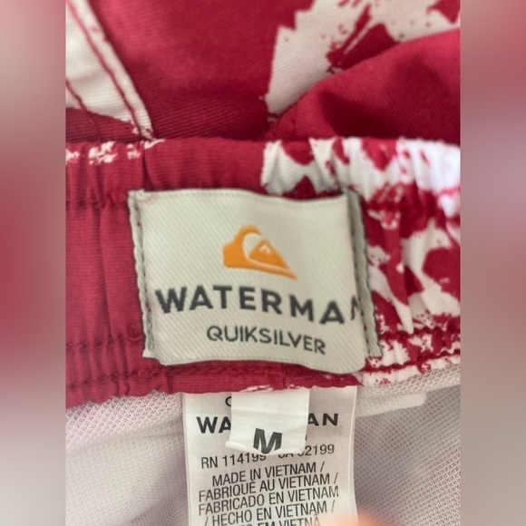 QUICKSILVER Waterman red pineapple swim trunks board shorts Medium lined - Picture 6 of 9